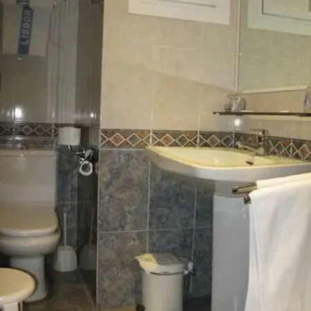 Turia Badajoz فندق